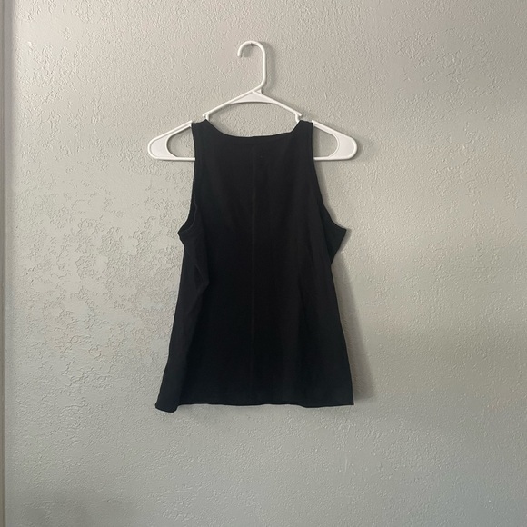 Everlane black tank - Picture 3 of 3